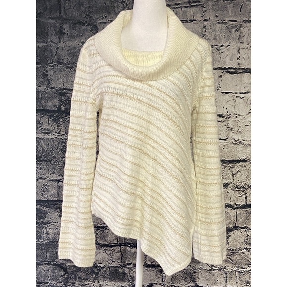 White House Black Market Sweaters - White House Black‎ Market Womens Sweater Medium Beige Casual Soft Oversized